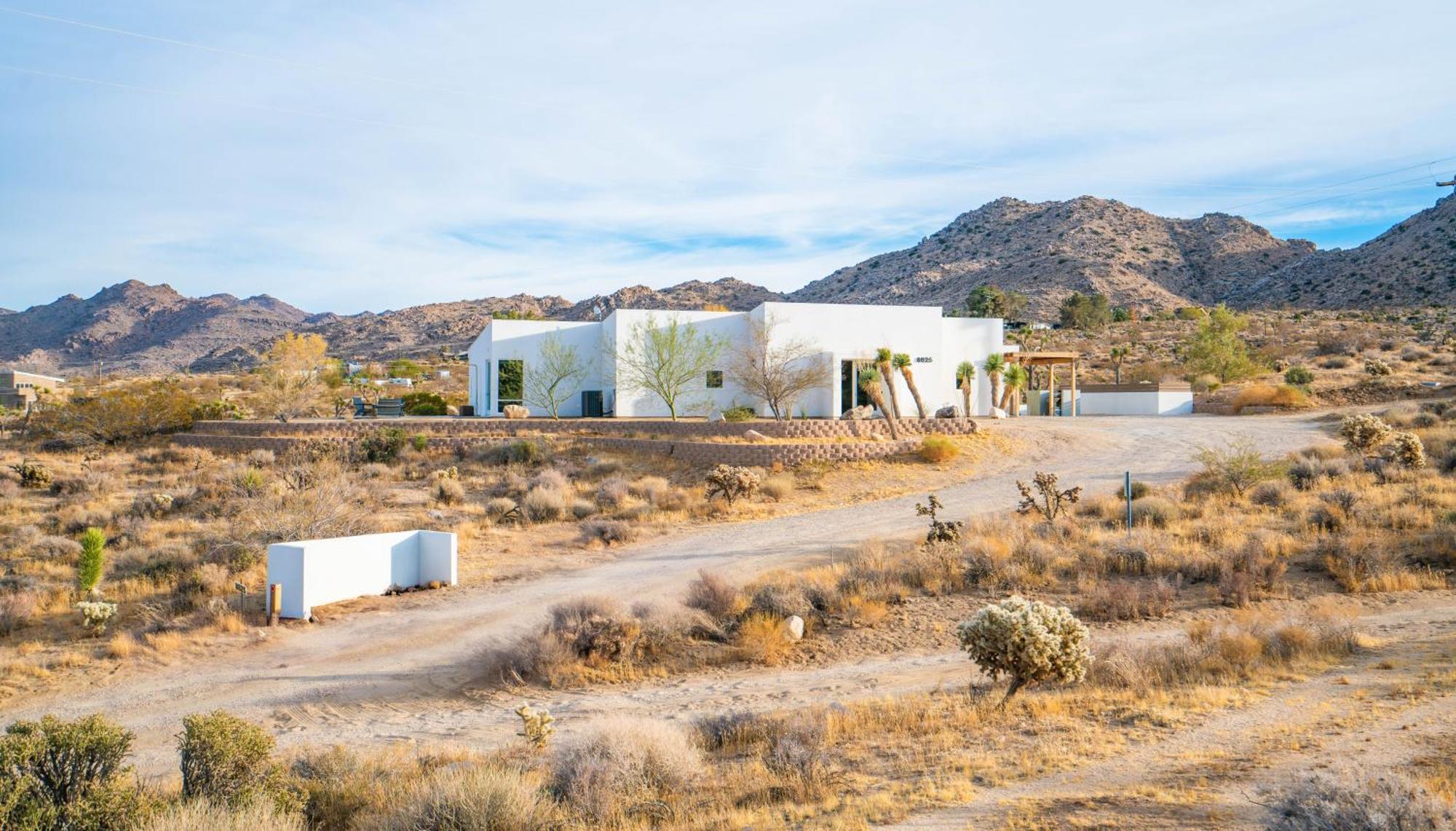 Experience Desert Serenity Gateway To Joshua Tree Extérieur photo